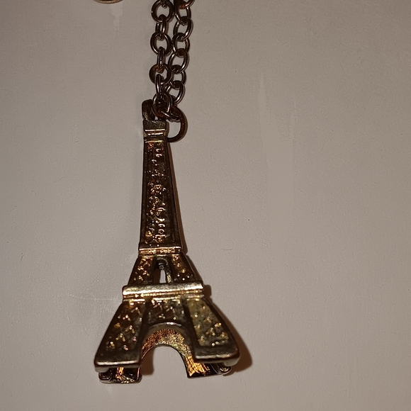 Eiffel Tower Necklace Bundle Gold Tone Costume Jewelry - Picture 3 of 12